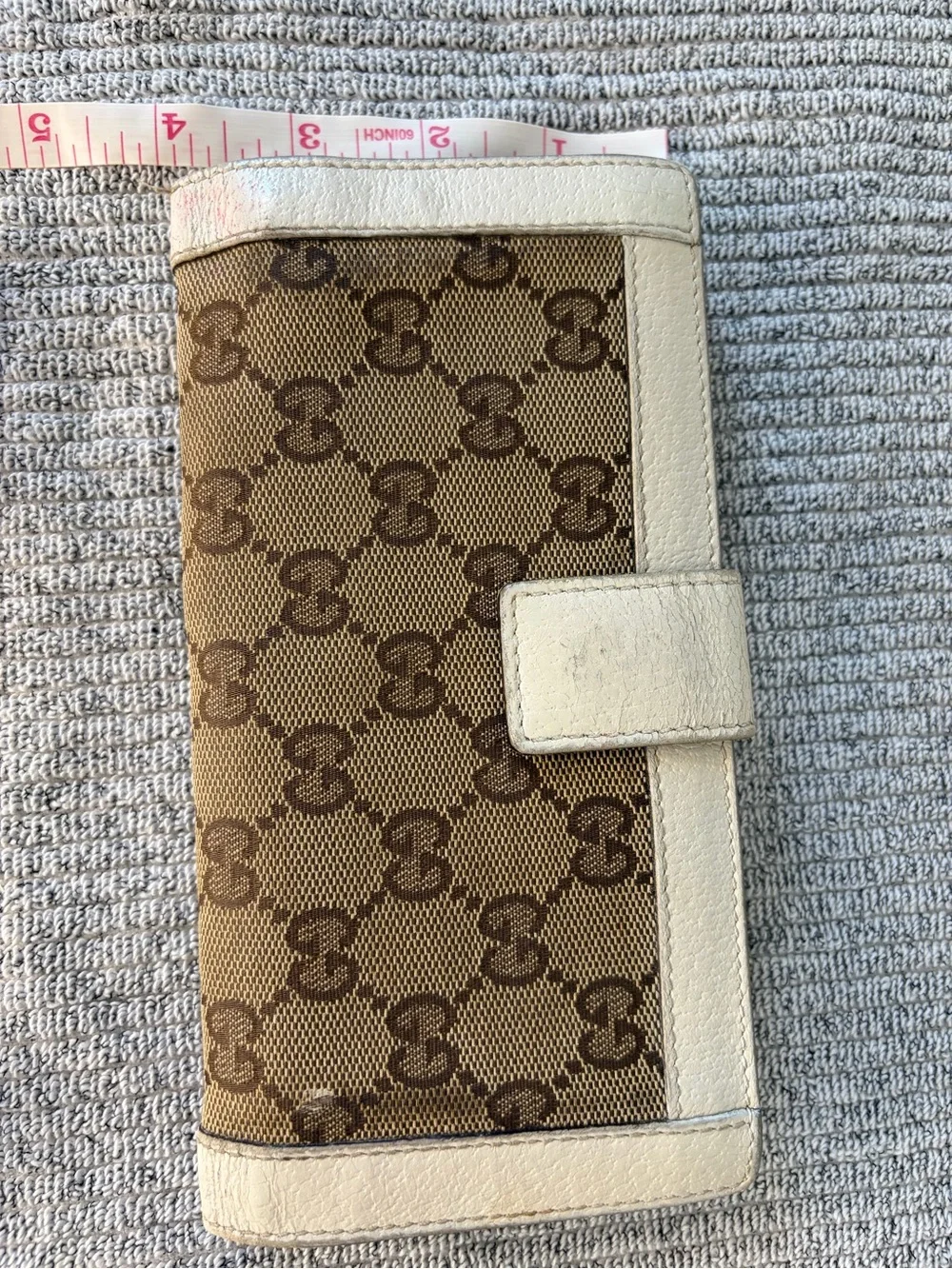 Authentic Gucci Beige GG Canvas Continental Wallet with White Trim